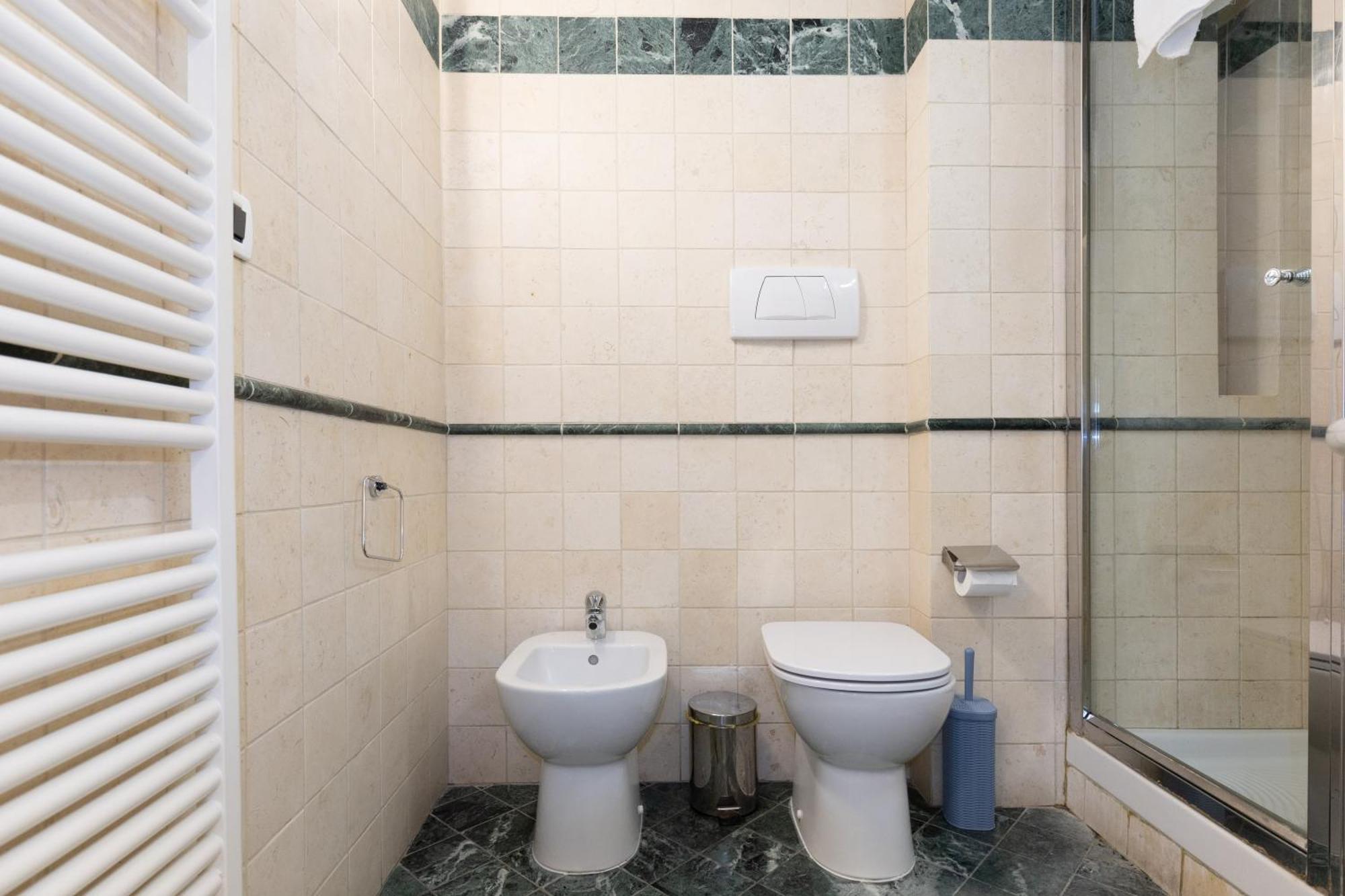 Appartement Frassinago Suites-bolognarooms *