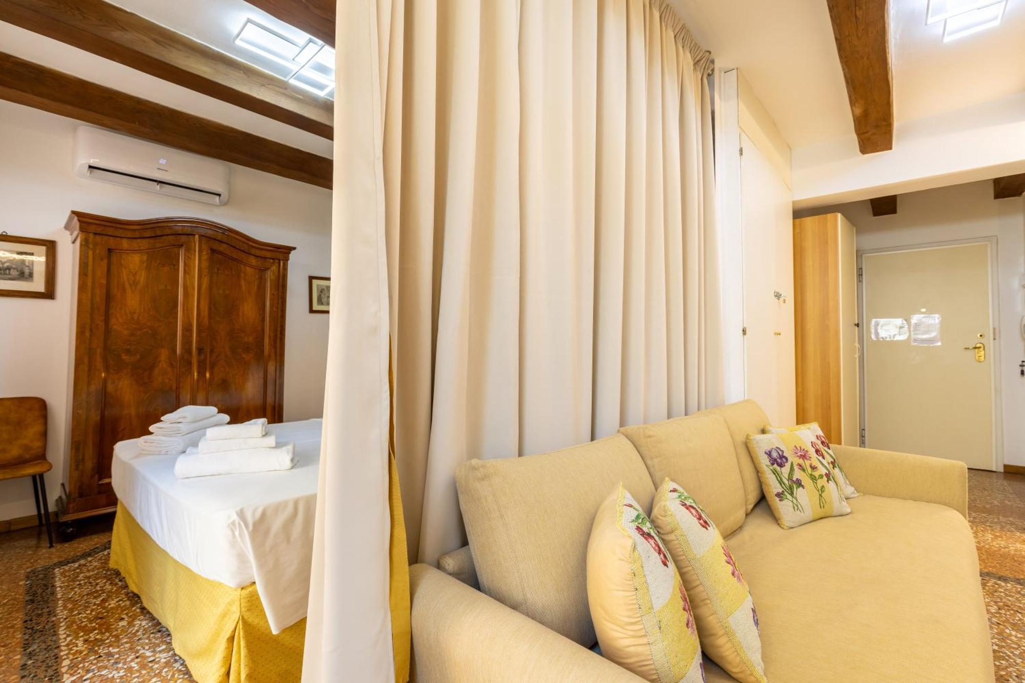 Appartement Frassinago Suites-bolognarooms Bologna
