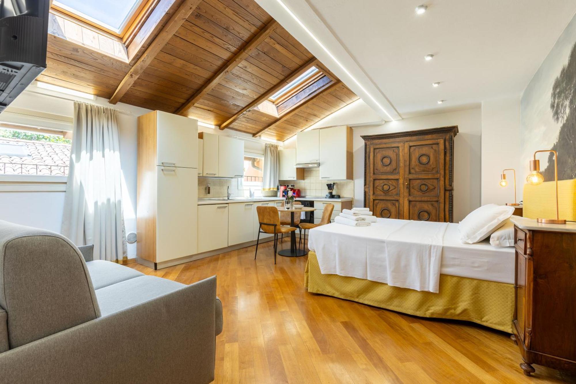 Frassinago Deluxe Suites-bolognarooms *