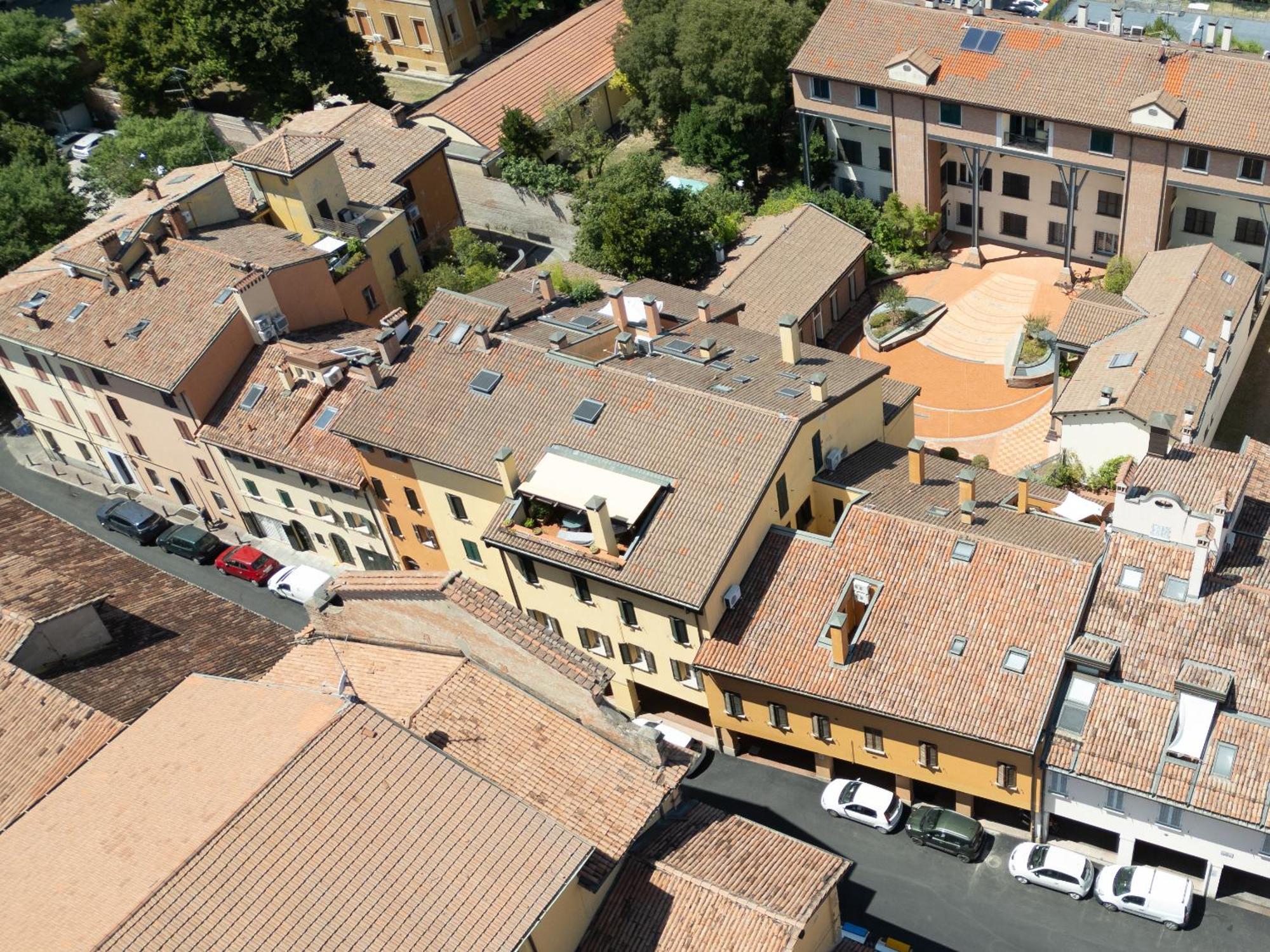 Frassinago Deluxe Suites-bolognarooms * Bolonha