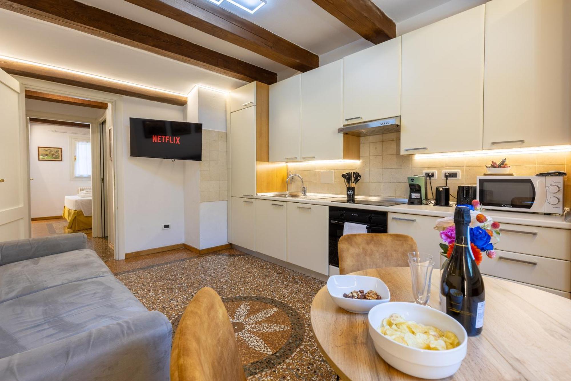 Frassinago Deluxe Suites-bolognarooms * Bolonha