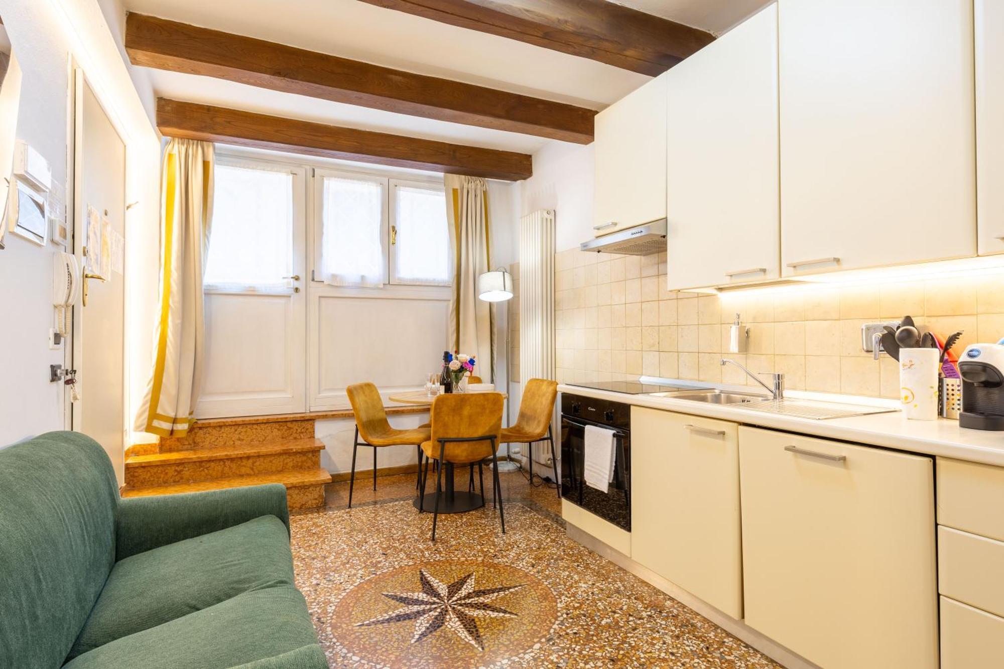 Frassinago Deluxe Suites-bolognarooms * Bolonha