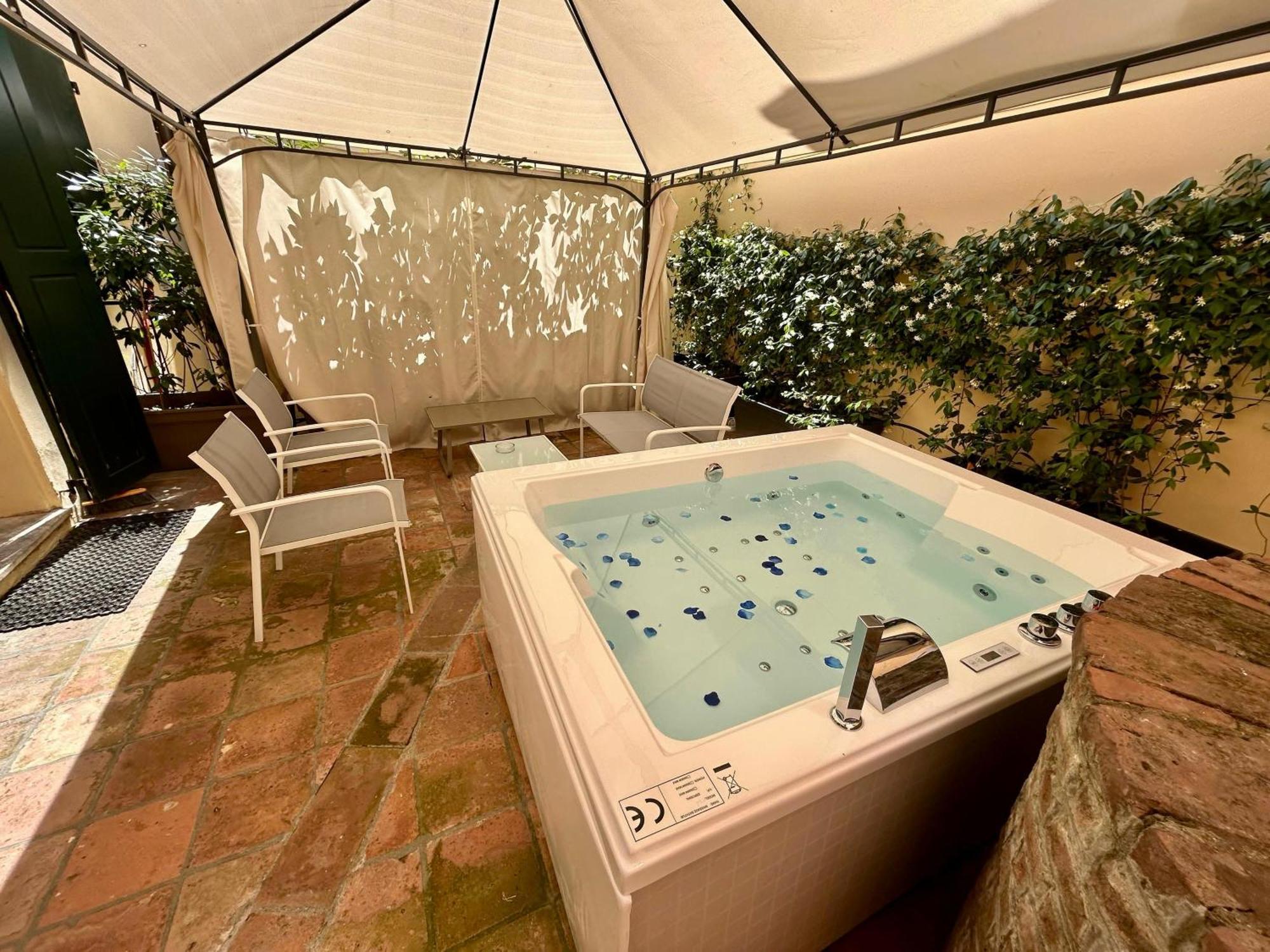 Apartamento Frassinago Deluxe Suites-bolognarooms Bolonia